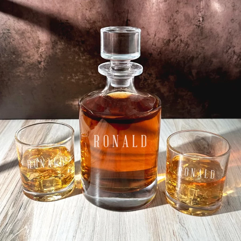staged KinsgsportDecanter woodandsheetpan ronald storyboardcopy 0958fa81 95cd 4124 b6c4 0d7f29da16cc - Personalized World Store